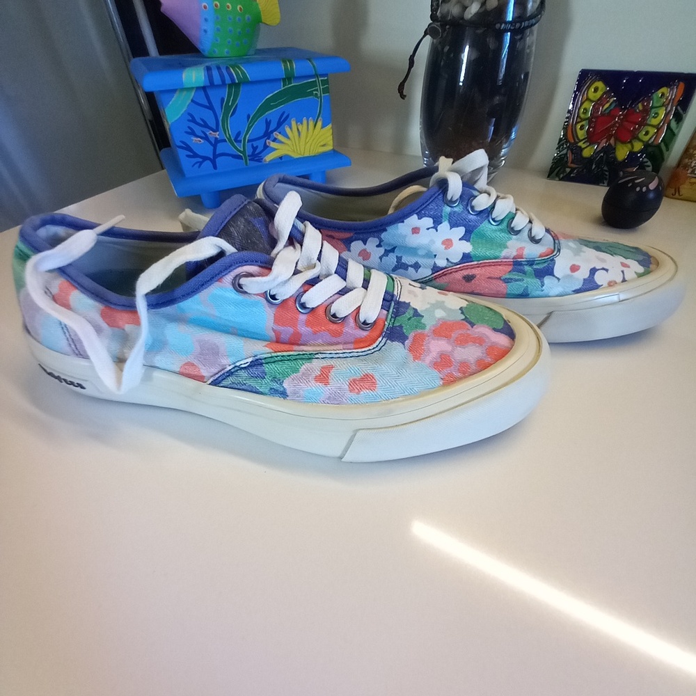 Seavees-FunFloral - Women's- Sneakers SZ 8